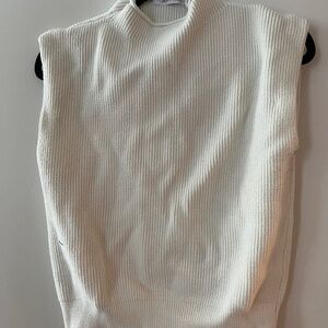 Amazon Brand Sweater Vest, M